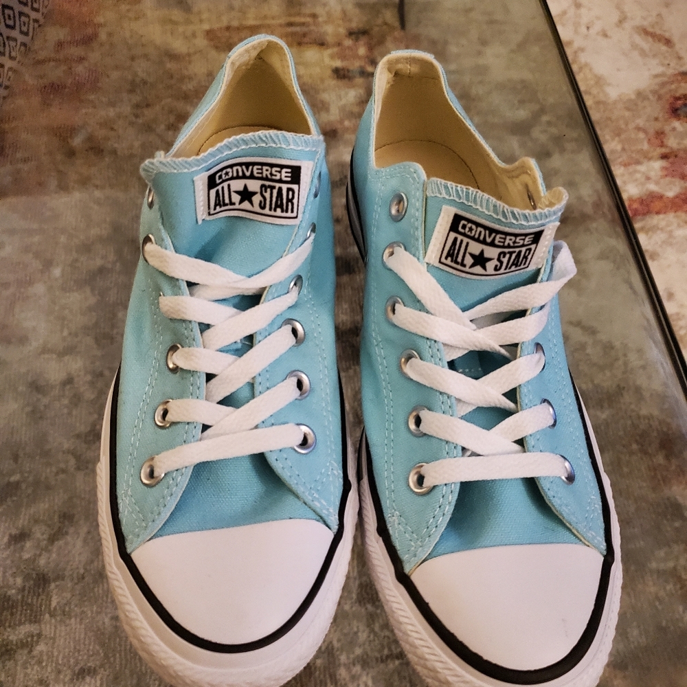 Unisex Light Blue Converse